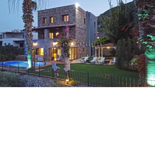 Villa Torba Bay by EvTatilim