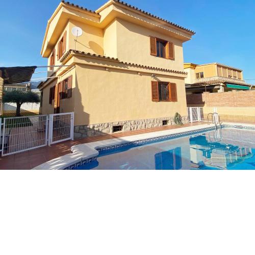 Villa Torreón con piscina privada a 5 min playa