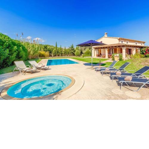 Villa Valerie - A peaceful escape close to Port