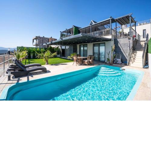 Villa Venüs; Özel Havuzu Villa