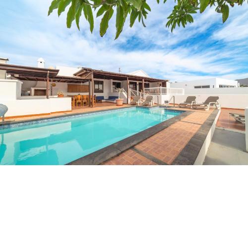 Villa Victoria