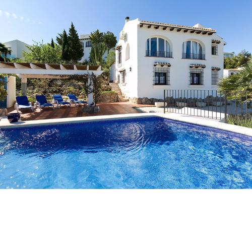 Villa Villa Flores by Interhome