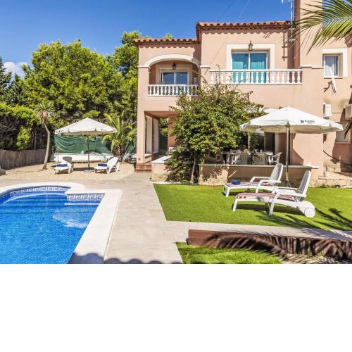 Villa Villa Paraiso by Interhome