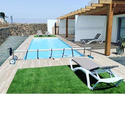 Villa Vista Volcan Lajares with heated pool