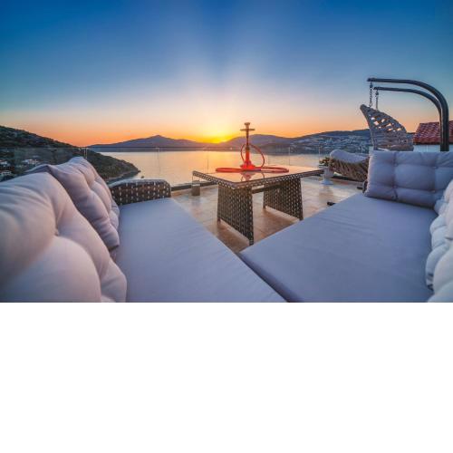 VİLLA WHİTE (AMAZİNG SEA VİEW )
