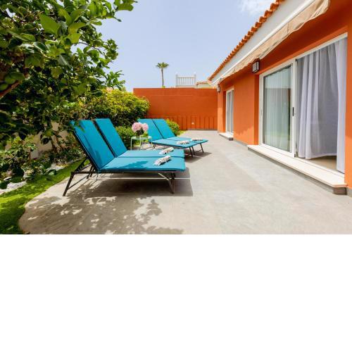 Villa with a private swimming pool Callao Salvaje