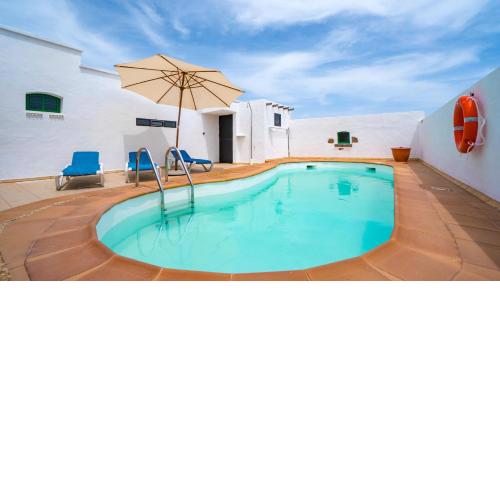 Villa with amazing views, jacuzzi and private pool