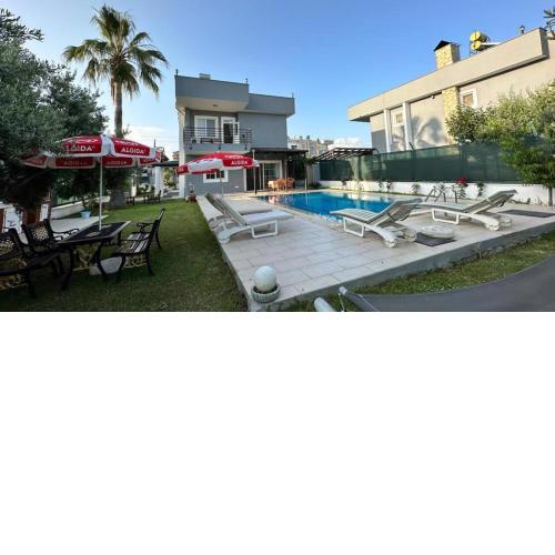 Villa with Private Pool in Alanya Konaklı