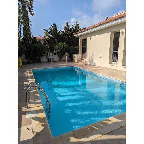 Villa with private pool in Pervolia, Larnaca