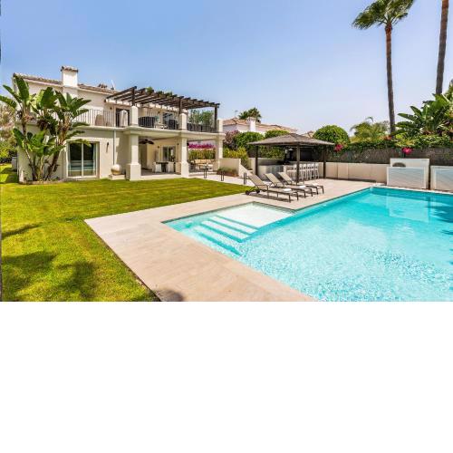 Villa Zacaluca Pool Whirlpool Sauna & Gym - Happy Rentals