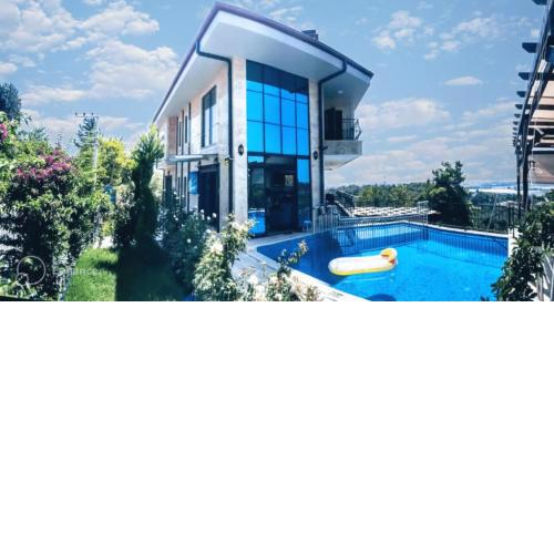 Villa15 Lodge, Five-Star Stay 5BD 5-5BA Beach Access Villa with Pool , Gym, Sauna, Alfresco Dining & Garden