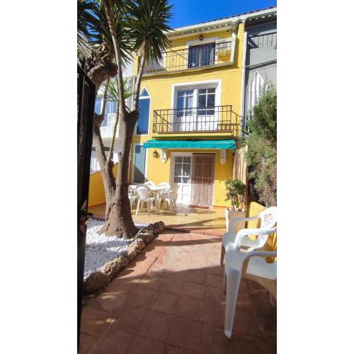 Villaparadisi