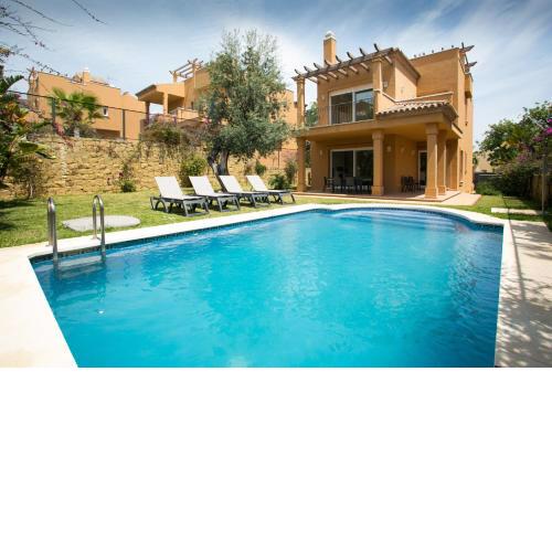 Villas Altos De Marbella