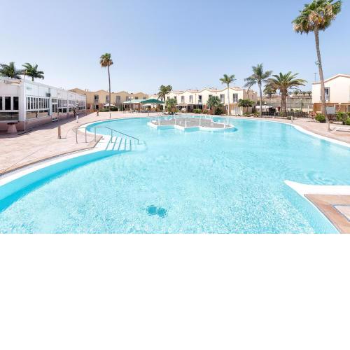 Villetta Green oasis club