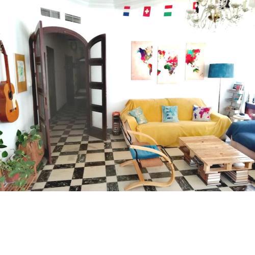 Vintage Flat Malaga