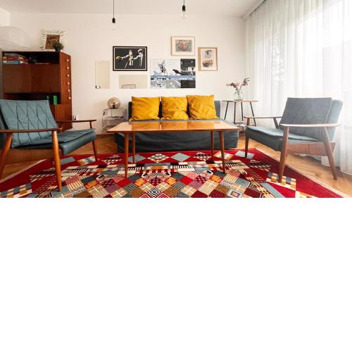 Vintage Retreat