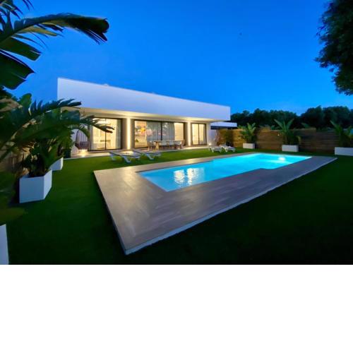 VISTA LAGO VILLE