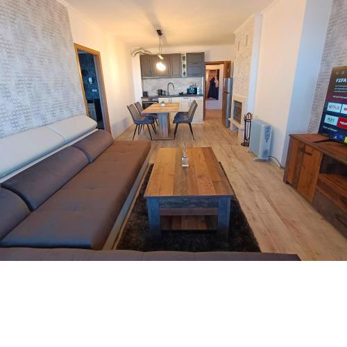 Viva 4 Apartment ski to the door complex Grand Monastery Pamporovo
