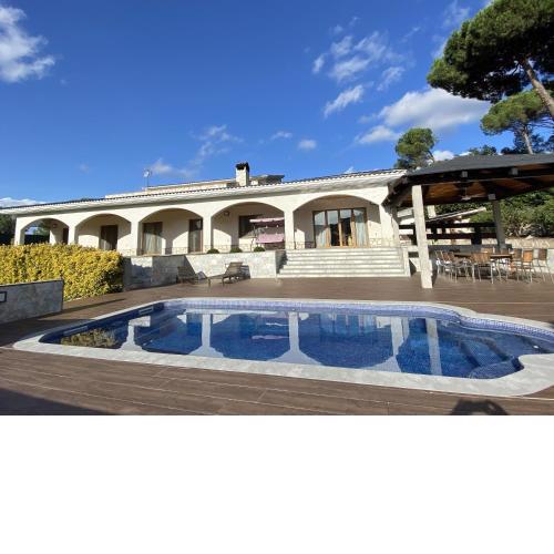 Vivalidays Villa Kiros