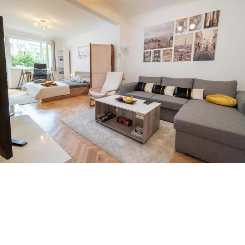 Vivid Condo in the Heart of Sofia with Free Parking and AC