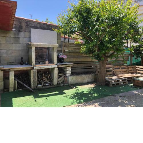 Vivienda amplia y luminosa a escasos metros de la playa de Cangas.
