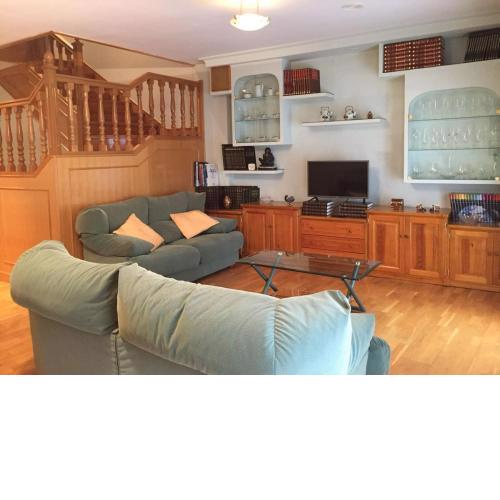 VIVIENDA DE USO TURÍSTICO CENTRO