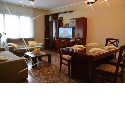 Vivienda Familiar junto Plaza Toros de Teruel
