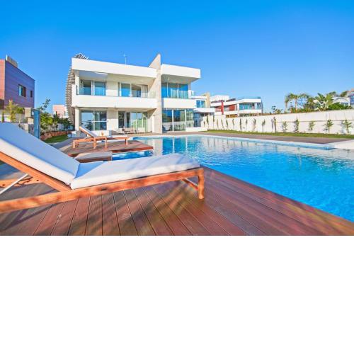 Vivo Mare Beachfront Villas - Emerald