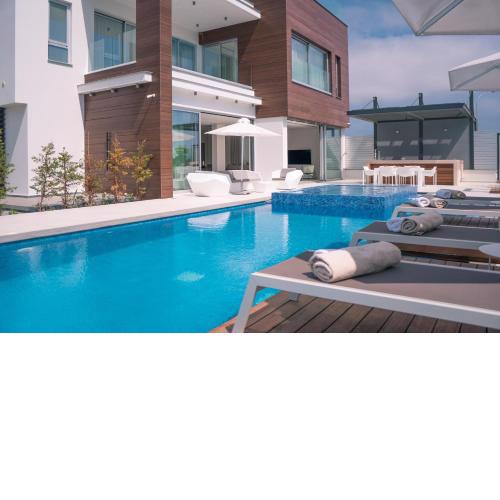 Vivo Mare Beachfront Villas - Vista