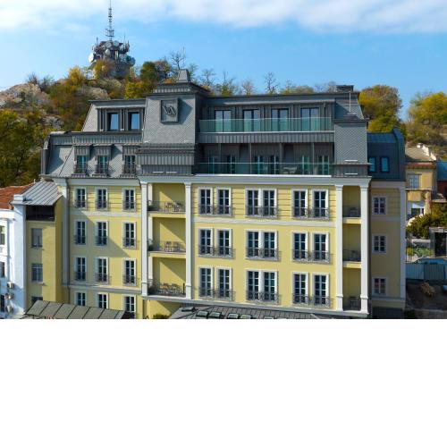 VIZUALIZA Residence Hotel