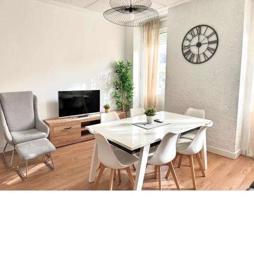 Vlc Center 4 Room Apartment