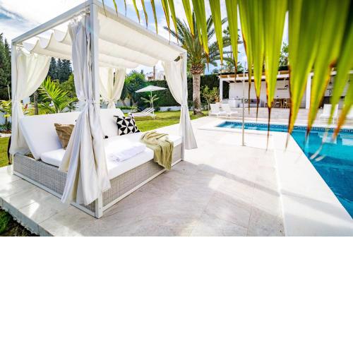 VM-Lyxury 4 bedroom villa with private pool