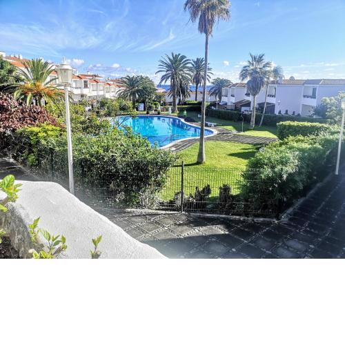 VV Dúplex Los Cancajos "by henrypole home"