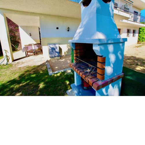 V&V LLORET-APARTAMENTO EUROPA para 6PAX con jardín y piscina comunitaria,barbacoa,150m playa Canyelles