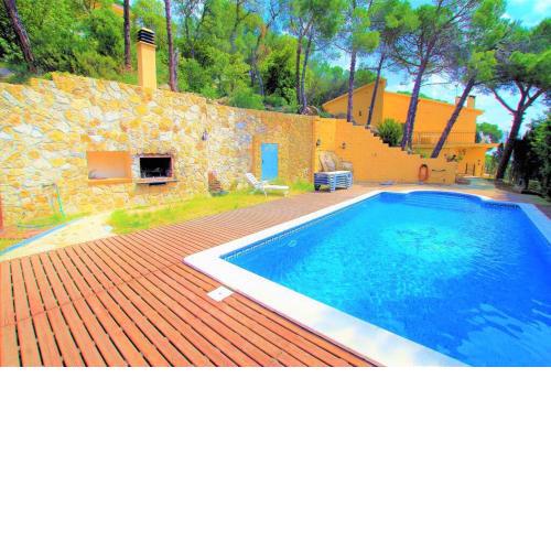 V&V Lloret-VILLA OCELLS, gran villa 12 PAX con piscina privada y gran barbacoa, 4km playa!