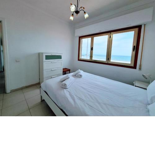 VV Paradise La Cicer "by henrypole home"