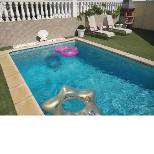 VV 'VALDECONCHA', piscina climatizada privada y vistas al mar