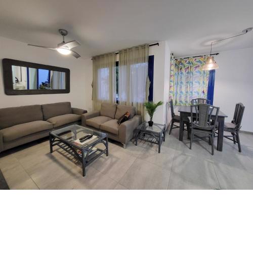 Waikiki 47