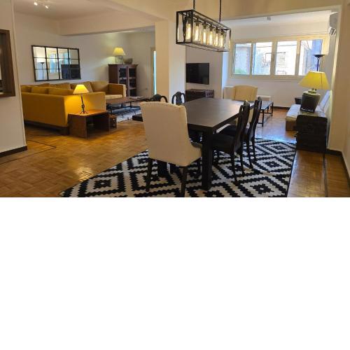 Walnut Apartment