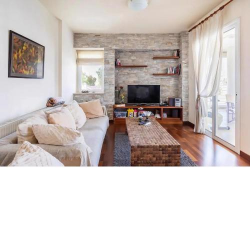 Warm Residence in the heart of the City Center - Balcony & view