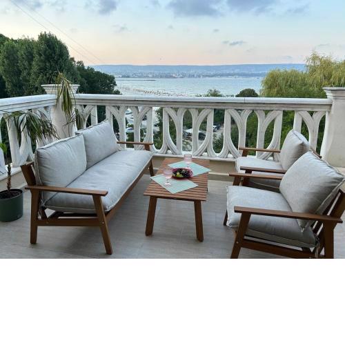 Wavehaven Apartment at South Bay