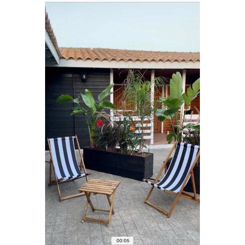WAVEShouseTARIFA