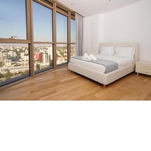 WealthyStays Luxury City Escape