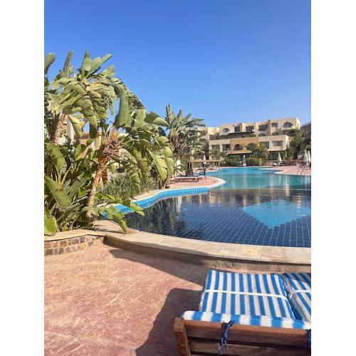 Weekend getaway to unwind - laguna bay ain sokhna
