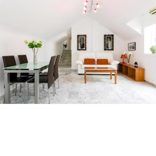 weforyou Real Del Tivoli Two Rooms