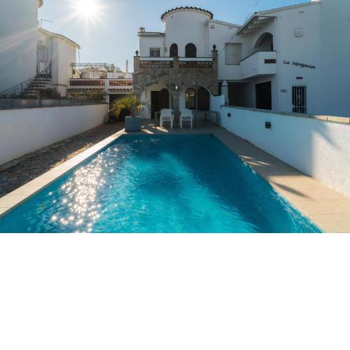 WELCS VILLA 021 EMP CaZa con piscina privada