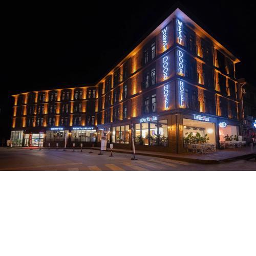 WestDoor Hotel
