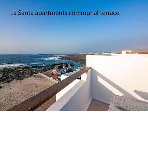 Weybeach2 -shared terrace,plaza view,sea frontline