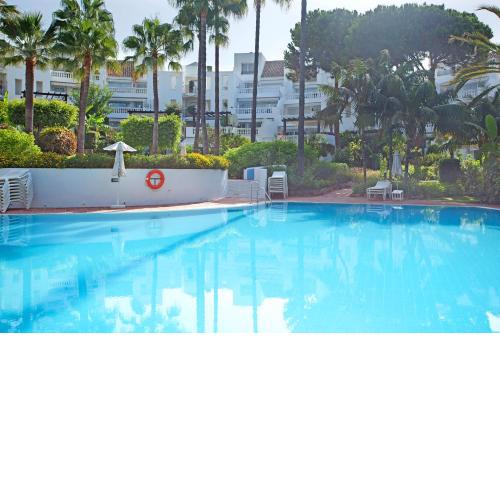 White Pearl Beach Elviria