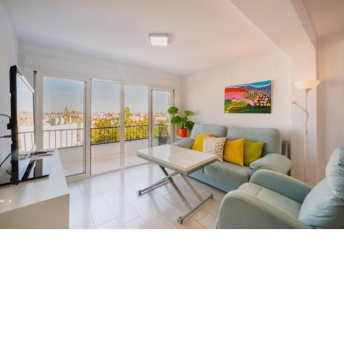 Wide and colourful- 3Bd 1Bth- Triana